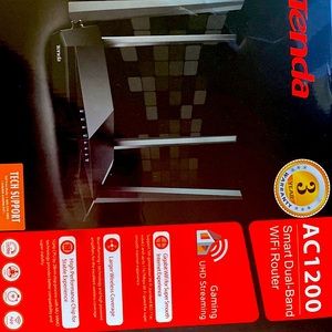Tenda Smart Dual Band Wi-Fi router